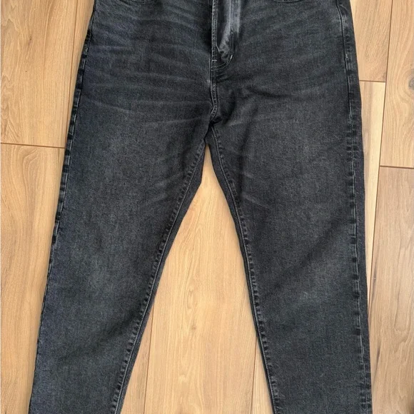 Men's Madewell Vintage Taper Black Jeans - Picture 3 of 7